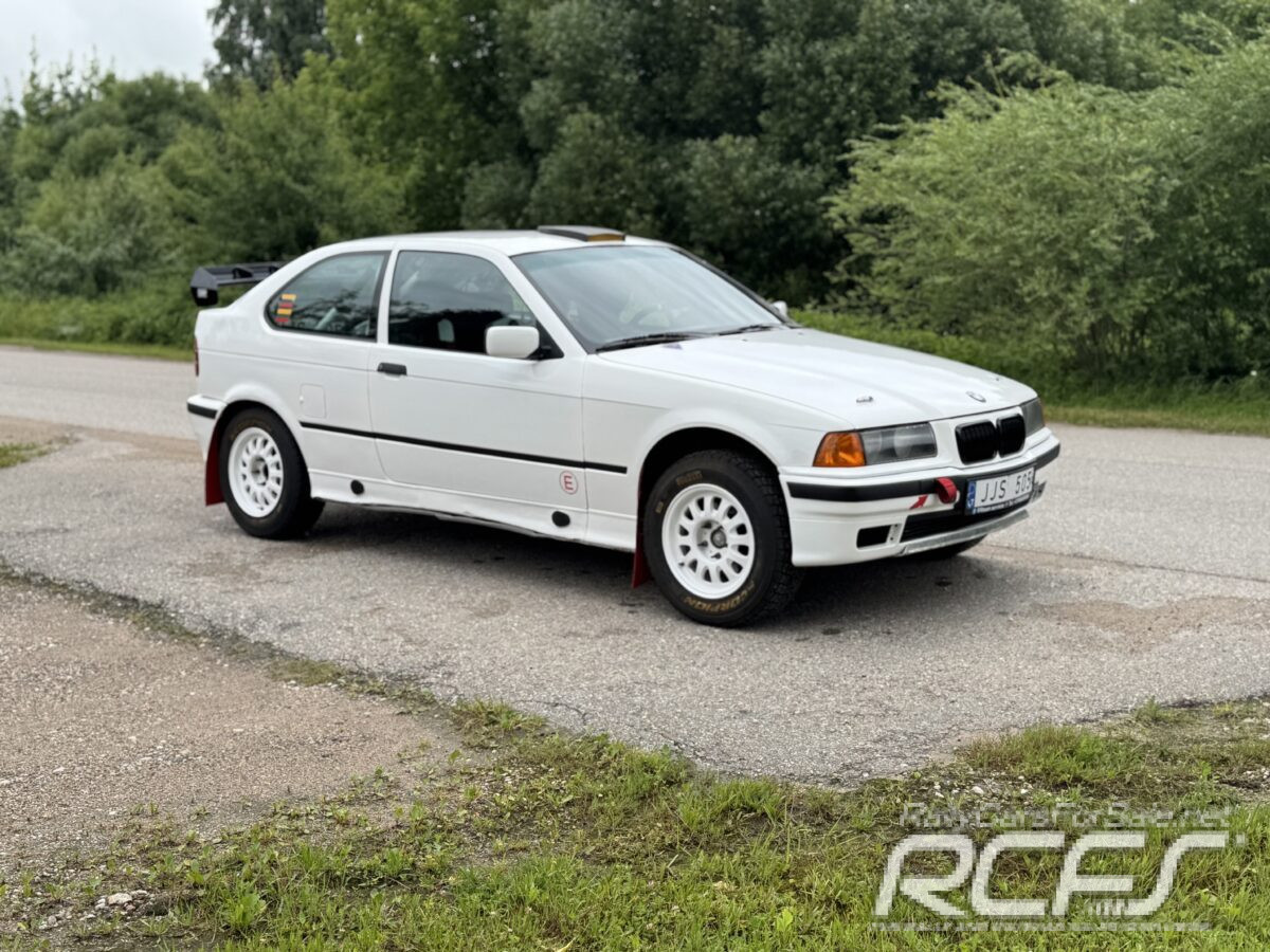 BMW 323